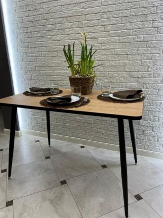 Стол обеденный "Бунратти" 110*70, ЛДСП 22мм+пластик, Дуб , опоры металл Стол обеденный "Бунратти" 110*70, ЛДСП 22мм+пластик, Дуб , опоры металл