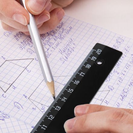 Линейка пластиковая 20 см, BRAUBERG, черная, 210607 Линейка пластиковая 20 см, BRAUBERG, черная, 210607