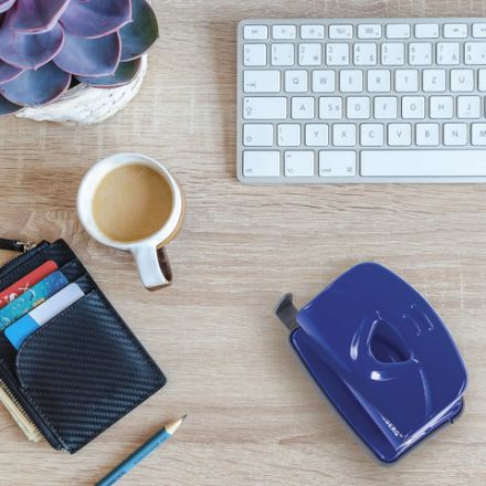 Дырокол металлический BRAUBERG "Universal+", до 20 листов, ассорти (синий/черный), 222525 Дырокол металлический BRAUBERG "Universal+", до 20 листов, ассорти (синий/черный), 222525