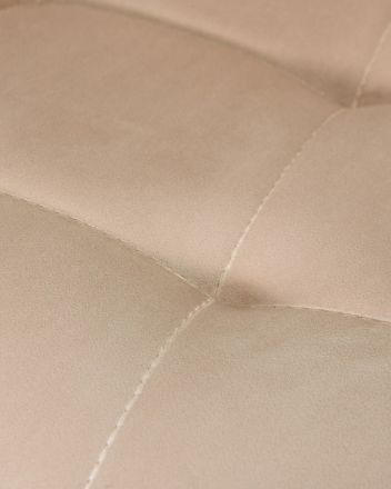 Стул обеденный DOBRIN CHILLY, Бежевый Holland 07, основание черный Стул обеденный DOBRIN CHILLY, Бежевый Holland 07, основание черный