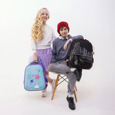 Ранец BRAUBERG PREMIUM, 2 отделения, с брелком, "City car", LED ЛАМПОЧКИ, 38х29х16 см, 271356 Ранец BRAUBERG PREMIUM, 2 отделения, с брелком, "City car", LED ЛАМПОЧКИ, 38х29х16 см, 271356