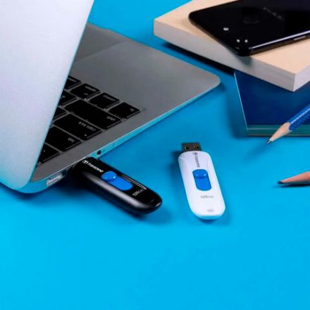 Флеш-диск 64 GB TRANSCEND JetFlash 790, USB 3.1, черный, TS64GJF790K Флеш-диск 64 GB TRANSCEND JetFlash 790, USB 3.1, черный, TS64GJF790K