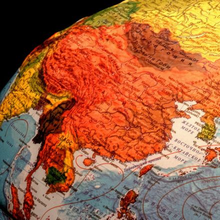 Глобус физический / политический Globen "Классик", 32 см, с подсветкой, рельефный, К013200223 Глобус физический / политический Globen "Классик", 32 см, с подсветкой, рельефный, К013200223