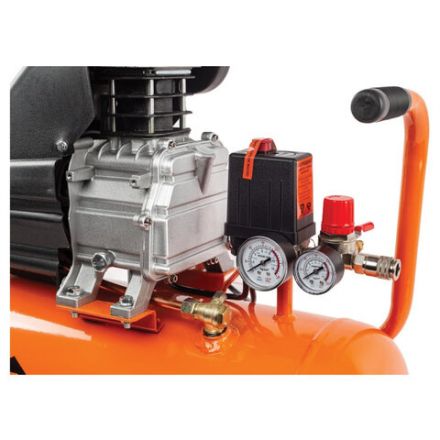 Компрессор ВИХРЬ КМП-300/50, 2000 Вт, рабочее давление 8 бар, объем 50 л, 300 л/мин, 2,7 л.с., 74/3/4 Компрессор ВИХРЬ КМП-300/50, 2000 Вт, рабочее давление 8 бар, объем 50 л, 300 л/мин, 2,7 л.с., 74/3/4