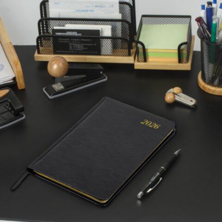 Еженедельник датированный 2026, А5, 145х215 мм, BRAUBERG "Iguana", под кожу, черный, 117171 Еженедельник датированный 2026, А5, 145х215 мм, BRAUBERG "Iguana", под кожу, черный, 117171