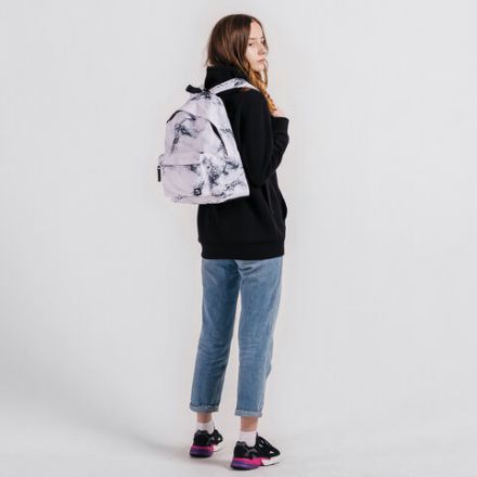 Рюкзак BRAUBERG СИТИ-ФОРМАТ универсальный, "White marble", бело-черный, 41х32х14 см, 229886 Рюкзак BRAUBERG СИТИ-ФОРМАТ универсальный, "White marble", бело-черный, 41х32х14 см, 229886