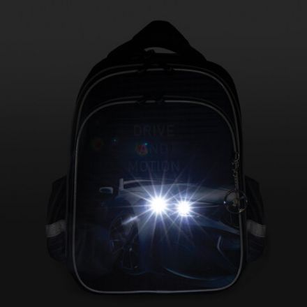 Ранец BRAUBERG QUADRO, 3 отделения, с брелоком, "Sport car", LED-ЛАМПОЧКИ, 37х28х18 см, 271359