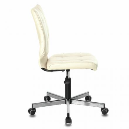 Кресло BRABIX "Stream MG-314", без подлокотников, пятилучие серебристое, экокожа, бежевое, 532078 Кресло BRABIX "Stream MG-314", без подлокотников, пятилучие серебристое, экокожа, бежевое, 532078