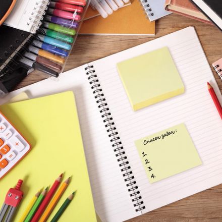 Блок самоклеящийся (стикеры) BRAUBERG, ПАСТЕЛЬНЫЙ, 76х76 мм, 100 листов, желтый, 122690 Блок самоклеящийся (стикеры) BRAUBERG, ПАСТЕЛЬНЫЙ, 76х76 мм, 100 листов, желтый, 122690