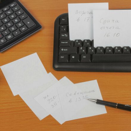 Блок для записей STAFF в подставке прозрачной, куб 9х9х9 см, белый, белизна 70-80%, 129202 Блок для записей STAFF в подставке прозрачной, куб 9х9х9 см, белый, белизна 70-80%, 129202