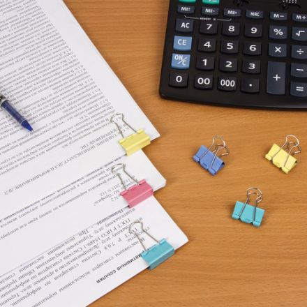 Зажимы для бумаг STAFF "Profit", КОМПЛЕКТ 12 шт., 25 мм, на 100 листов, цветные, картонная коробка, 225157 Зажимы для бумаг STAFF "Profit", КОМПЛЕКТ 12 шт., 25 мм, на 100 листов, цветные, картонная коробка, 225157