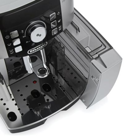 Кофемашина DELONGHI ECAM 21.117.SB, 1450 Вт, объем 1,8 л, емкость для зерен 250 г, ручной капучинатор, серебристая, EСAM 21.117.SB Кофемашина DELONGHI ECAM 21.117.SB, 1450 Вт, объем 1,8 л, емкость для зерен 250 г, ручной капучинатор, серебристая, EСAM 21.117.SB