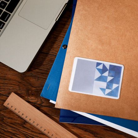 Карманы самоклеящиеся под визитные карточки (65х98 мм), КОМПЛЕКТ 5 шт., BRAUBERG, 224076 Карманы самоклеящиеся под визитные карточки (65х98 мм), КОМПЛЕКТ 5 шт., BRAUBERG, 224076