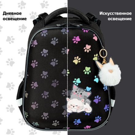 Ранец BRAUBERG LUMINOUS, 2 отделения, с брелоком, "Paws", СВЕТЯЩИЙСЯ РИСУНОК, 38х29х16 см, 271366