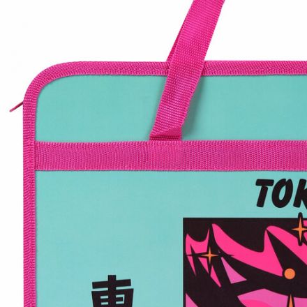 Папка на молнии с ручками BRAUBERG А4, 1 отделение, пластик, 80 мм, "Anime city", 271468 Папка на молнии с ручками BRAUBERG А4, 1 отделение, пластик, 80 мм, "Anime city", 271468