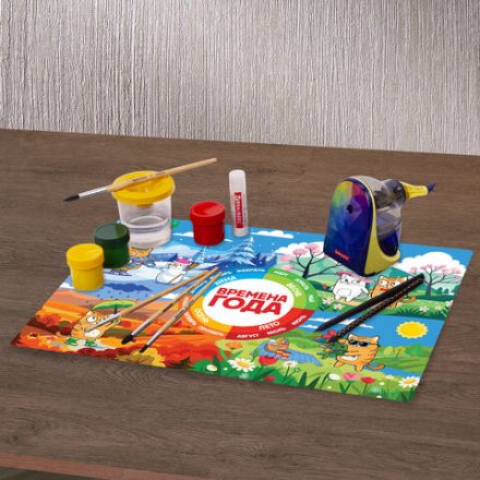 Настольное покрытие BRAUBERG KIDS, А3+, пластик, 46x33 см, "Кот-энтузиаст изучает Времена года", 273618 Настольное покрытие BRAUBERG KIDS, А3+, пластик, 46x33 см, "Кот-энтузиаст изучает Времена года", 273618