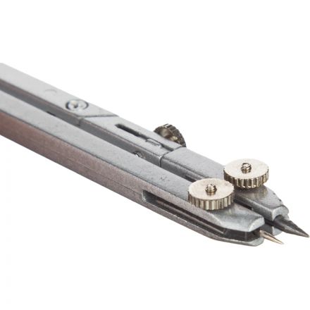 Готовальня Attache BF-A5 2пр/наб,циркуль 129 мм,серебр,пласт.пенал,европодв Готовальня Attache BF-A5 2пр/наб,циркуль 129 мм,серебр,пласт.пенал,европодв