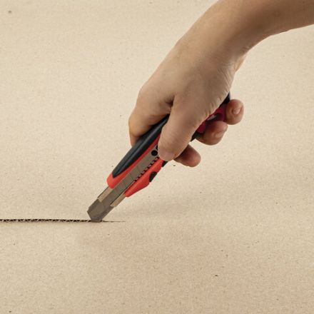 Нож канцелярский 18 мм BRAUBERG "Universal", 3 лезвия в комплекте, автофиксатор, резиновые вставки, 230920