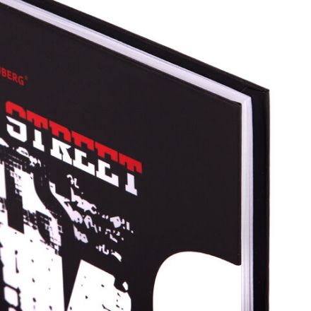 Дневник 5-11 класс 48 л., твердый, BRAUBERG, выборочный лак, с подсказом, "Кеды", 106889 Дневник 5-11 класс 48 л., твердый, BRAUBERG, выборочный лак, с подсказом, "Кеды", 106889