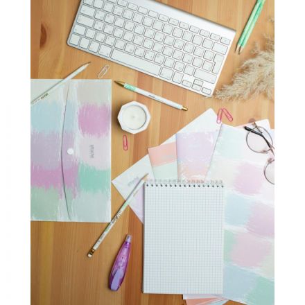 Бизнес-тетрадь А4,80л,кл,греб,обл.мат.лам. Attache Selection Pastel Полосы Бизнес-тетрадь А4,80л,кл,греб,обл.мат.лам. Attache Selection Pastel Полосы