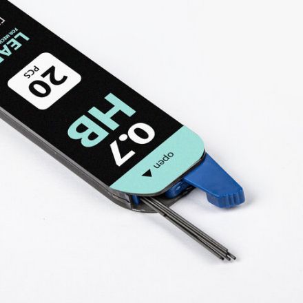 Грифели запасные 0,7 мм, HB, BRAUBERG, КОМПЛЕКТ 20 шт., "Black Jack", 180451 Грифели запасные 0,7 мм, HB, BRAUBERG, КОМПЛЕКТ 20 шт., "Black Jack", 180451