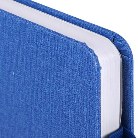 Ежедневник недатированный А5 138x213 мм BRAUBERG "Finest" под кожу, резинка, 136 л., синий, 111872 Ежедневник недатированный А5 138x213 мм BRAUBERG "Finest" под кожу, резинка, 136 л., синий, 111872