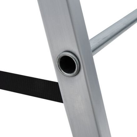 Стремянка алюминиевая 5 ступеней, высота площадки 1,04м, дуга безопасности 0,6м, площадка 26х26см, до 150кг, вес 4кг, НОВАЯ ВЫСОТА, 1110105 Стремянка алюминиевая 5 ступеней, высота площадки 1,04м, дуга безопасности 0,6м, площадка 26х26см, до 150кг, вес 4кг, НОВАЯ ВЫСОТА, 1110105