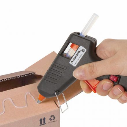 Клеевой пистолет 15 Вт для стержня 7 мм, с выключателем, BRAUBERG, в блистере, 671051 Клеевой пистолет 15 Вт для стержня 7 мм, с выключателем, BRAUBERG, в блистере, 671051