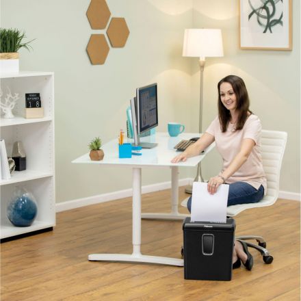 Уничтожитель документов Fellowes Powershred P-30C, 4 ур.секр., 6 лист, 15л