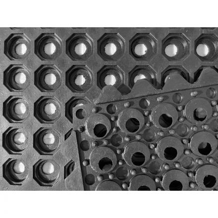 Коврик входной резиновый 90см x 90см х 12мм Коврик входной резиновый 90см x 90см х 12мм