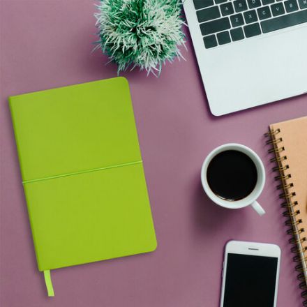 Блокнот А5 148x218 мм, BRAUBERG Metropolis X, под кожу, 80 л., резинка, клетка, светло-зеленый, 111033 Блокнот А5 148x218 мм, BRAUBERG Metropolis X, под кожу, 80 л., резинка, клетка, светло-зеленый, 111033