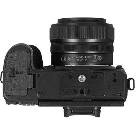 Фотоаппарат Nikon Z5 Kit 24-50mm f/4-6.3 (VOA040K001) Фотоаппарат Nikon Z5 Kit 24-50mm f/4-6.3 (VOA040K001)