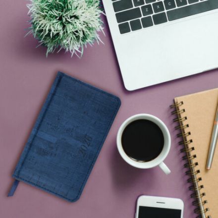 Еженедельник датированный 2026 МАЛЫЙ ФОРМАТ 95х155 мм, А6, BRAUBERG "Wood", под кожу, синий, 117195 Еженедельник датированный 2026 МАЛЫЙ ФОРМАТ 95х155 мм, А6, BRAUBERG "Wood", под кожу, синий, 117195