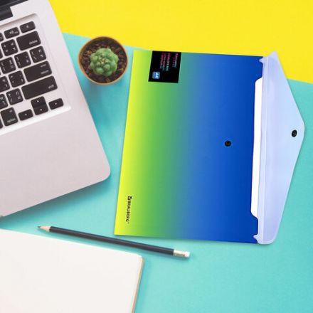 Папка-конверт с кнопкой BRAUBERG "Grade", А4, до 100 листов, зелено-голубой градиент, 0,18 мм, 271962 Папка-конверт с кнопкой BRAUBERG "Grade", А4, до 100 листов, зелено-голубой градиент, 0,18 мм, 271962