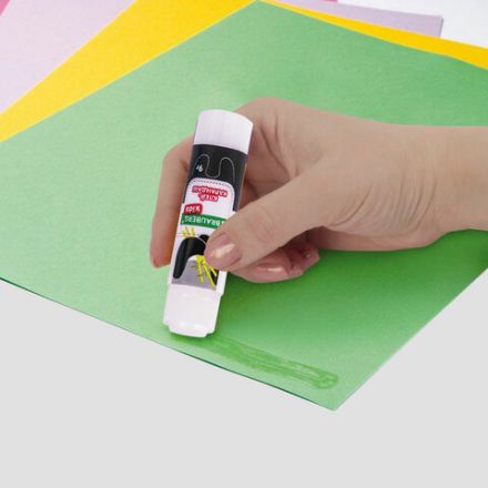 Клей-карандаш "Зверята: панда, слон, леопард", 9 г, фигурный колпачок, BRAUBERG KIDS, 271139 Клей-карандаш "Зверята: панда, слон, леопард", 9 г, фигурный колпачок, BRAUBERG KIDS, 271139