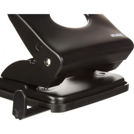 Дырокол металлический Attache Economy до 30 листов, с линейкой, цвет черный Дырокол металлический Attache Economy до 30 листов, с линейкой, цвет черный