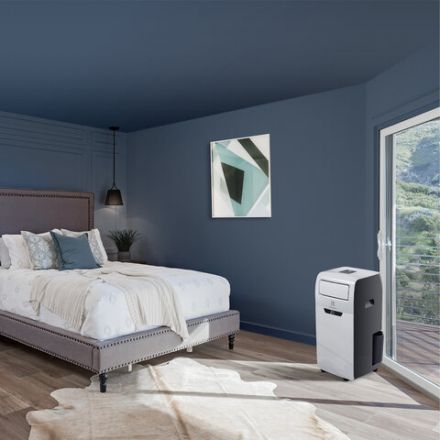 Кондиционер мобильный ELECTROLUX Manhattan EACM-12 FM/N3, площадь помещения до 27 м2, НС-1292433 Кондиционер мобильный ELECTROLUX Manhattan EACM-12 FM/N3, площадь помещения до 27 м2, НС-1292433