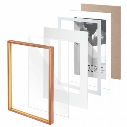 Рамка 21х30 см с паспарту 15х21 см небьющаяся, багет 5 мм, пластик, BRAUBERG "Smart", золотистая, 391279