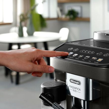Кофемашина DELONGHI Magnifica Evo ECAM290.61.B, 1450 Вт, объем 1,8 л, автоматический капучинатор, черная Кофемашина DELONGHI Magnifica Evo ECAM290.61.B, 1450 Вт, объем 1,8 л, автоматический капучинатор, черная