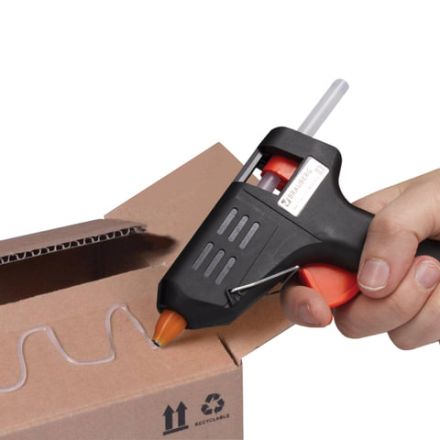 Клеевой пистолет 15 Вт, для стержня 7 мм, BRAUBERG, в блистере, 670322 Клеевой пистолет 15 Вт, для стержня 7 мм, BRAUBERG, в блистере, 670322