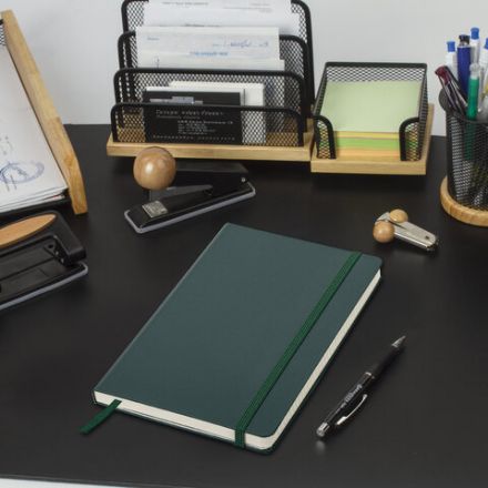 Блокнот А5 (130х210 мм), BRAUBERG ULTRA, балакрон, 80 г/м2, 96 л., линия, темно-зеленый, 113047 Блокнот А5 (130х210 мм), BRAUBERG ULTRA, балакрон, 80 г/м2, 96 л., линия, темно-зеленый, 113047