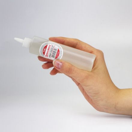 Клей канцелярский силикатный BRAUBERG "Classic" (для бумаги, картона) 110 г, 224599 Клей канцелярский силикатный BRAUBERG "Classic" (для бумаги, картона) 110 г, 224599