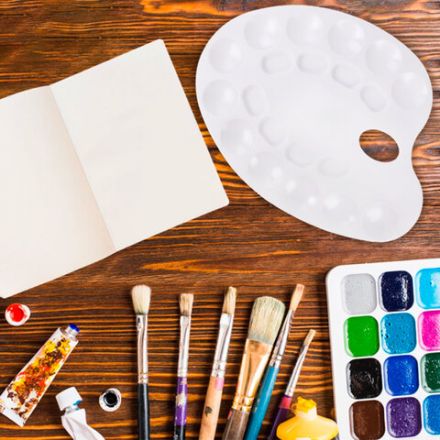 Палитра для рисования ПИФАГОР белая, пластиковая, овальная, 20 ячеек, 227808 Палитра для рисования ПИФАГОР белая, пластиковая, овальная, 20 ячеек, 227808