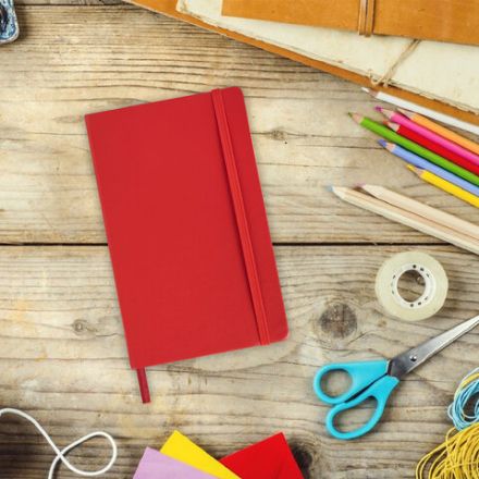 Скетчбук, слоновая кость 140 г/м2 130х210 мм, 80 л., КОЖЗАМ, резинка, BRAUBERG ART CLASSIC, красный, 113193 Скетчбук, слоновая кость 140 г/м2 130х210 мм, 80 л., КОЖЗАМ, резинка, BRAUBERG ART CLASSIC, красный, 113193