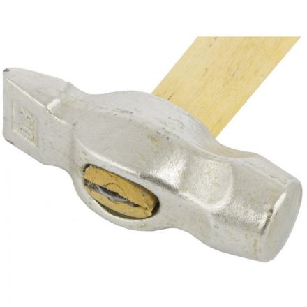 Молоток слесарный, 800 г, круглый боек, деревянная рукоятка (10243) Молоток слесарный, 800 г, круглый боек, деревянная рукоятка (10243)