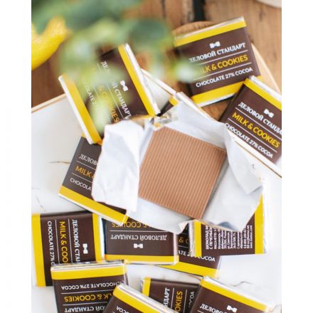 Шоколад порционный Деловой Стандарт Milk&cookies, 5г/80шт Шоколад порционный Деловой Стандарт Milk&cookies, 5г/80шт