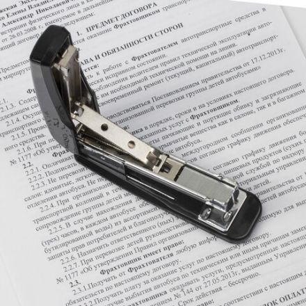 Скобы для степлера №10, 1000 штук, KW-trio, до 20 листов, 0100, -0100 Скобы для степлера №10, 1000 штук, KW-trio, до 20 листов, 0100, -0100