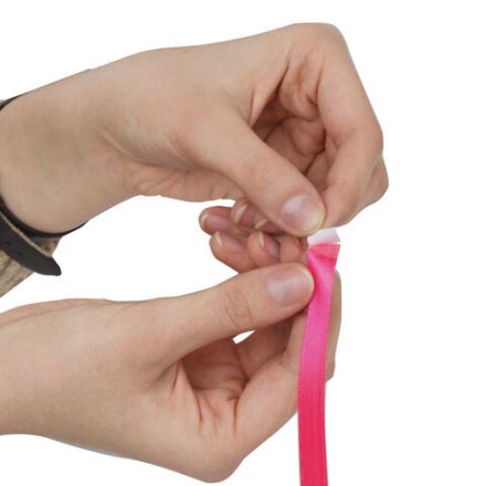 Закладки-ляссе "НЕОН" для книг А4 (длина 38 см) ПИФАГОР, клейкий край, 3 ленты, 111646 Закладки-ляссе "НЕОН" для книг А4 (длина 38 см) ПИФАГОР, клейкий край, 3 ленты, 111646