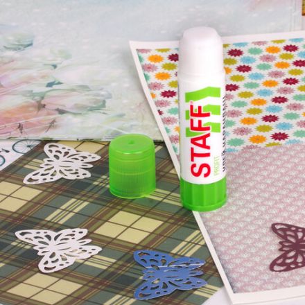 Клей-карандаш УСИЛЕННЫЙ STAFF Profit, 15 г, PVP-основа, 228661 Клей-карандаш УСИЛЕННЫЙ STAFF Profit, 15 г, PVP-основа, 228661