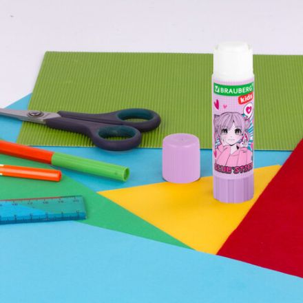 Клей-карандаш "Anime" 15 г, BRAUBERG KIDS, ассорти, 272472 Клей-карандаш "Anime" 15 г, BRAUBERG KIDS, ассорти, 272472